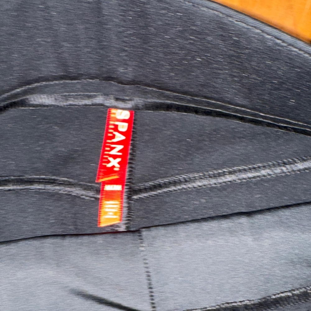 SPANX Women's Black Pants - Picture 4 of 5